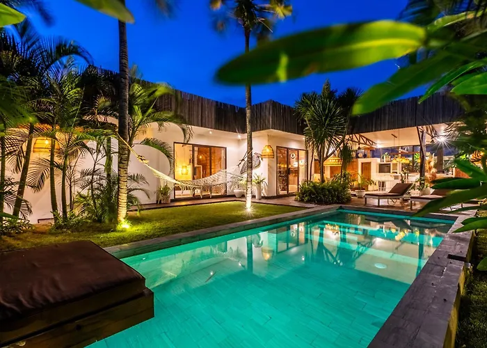 Architect Stylish 3bdrs Amaya - Umalas Canggu (Bali)