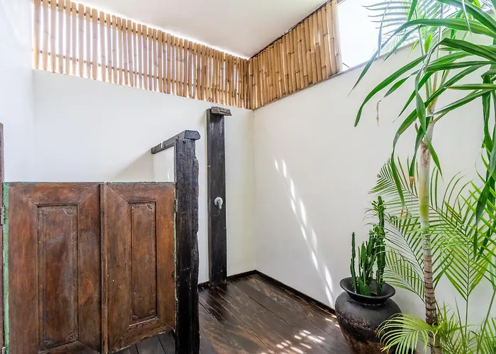 Architect Stylish 3bdrs Amaya - Umalas Villa *
