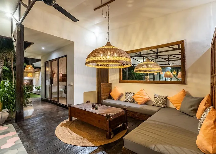 Architect Stylish 3bdrs Amaya - Umalas Villa *