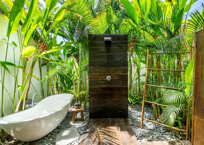 Architect Stylish 3bdrs Amaya - Umalas Canggu (Bali)